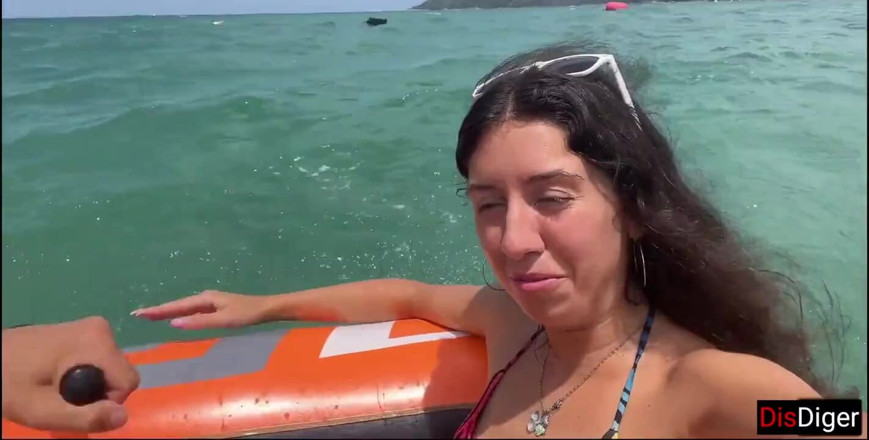 Dis Diger: Anální sex na pláži na ostrově