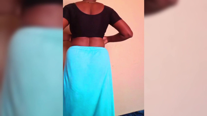 Ammukutty88: Ammu vestita cambia nighty con Saree grandi tette ammus mostra...