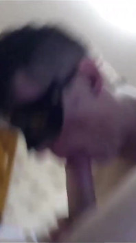 Alex chupa Tommy POV