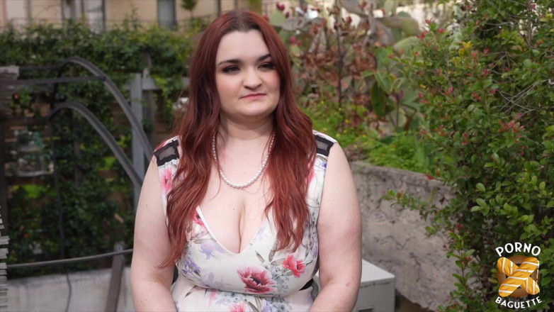 Porno Baguette: Amandine, achchhi larki, do landon dvara chudaee karna chaahti hai