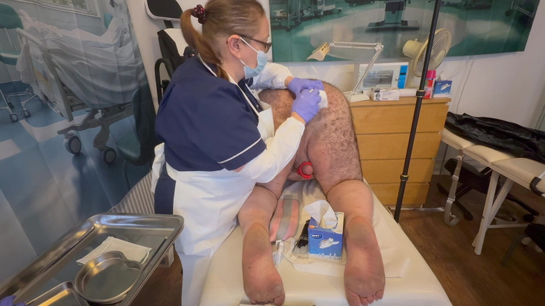 Aaexperiencesltd: Bagian 2:- Matron dan Mr Jones