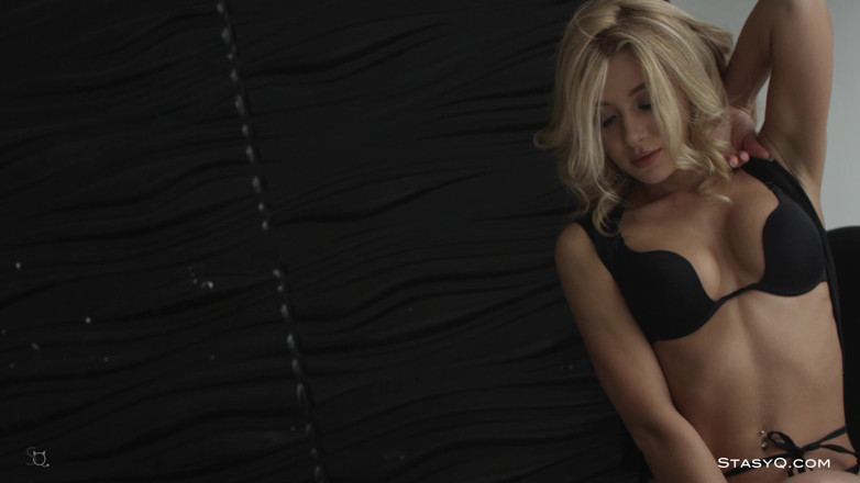 StasyQ: Dollyq Video-Veröffentlichung Stasyq 313
