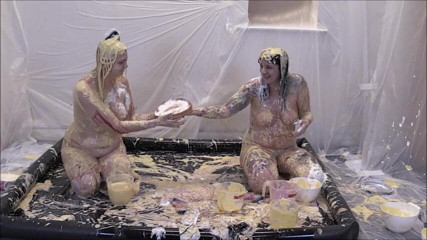 Gunked up girls: Lolla and Jodie get messy by Jessica Jay