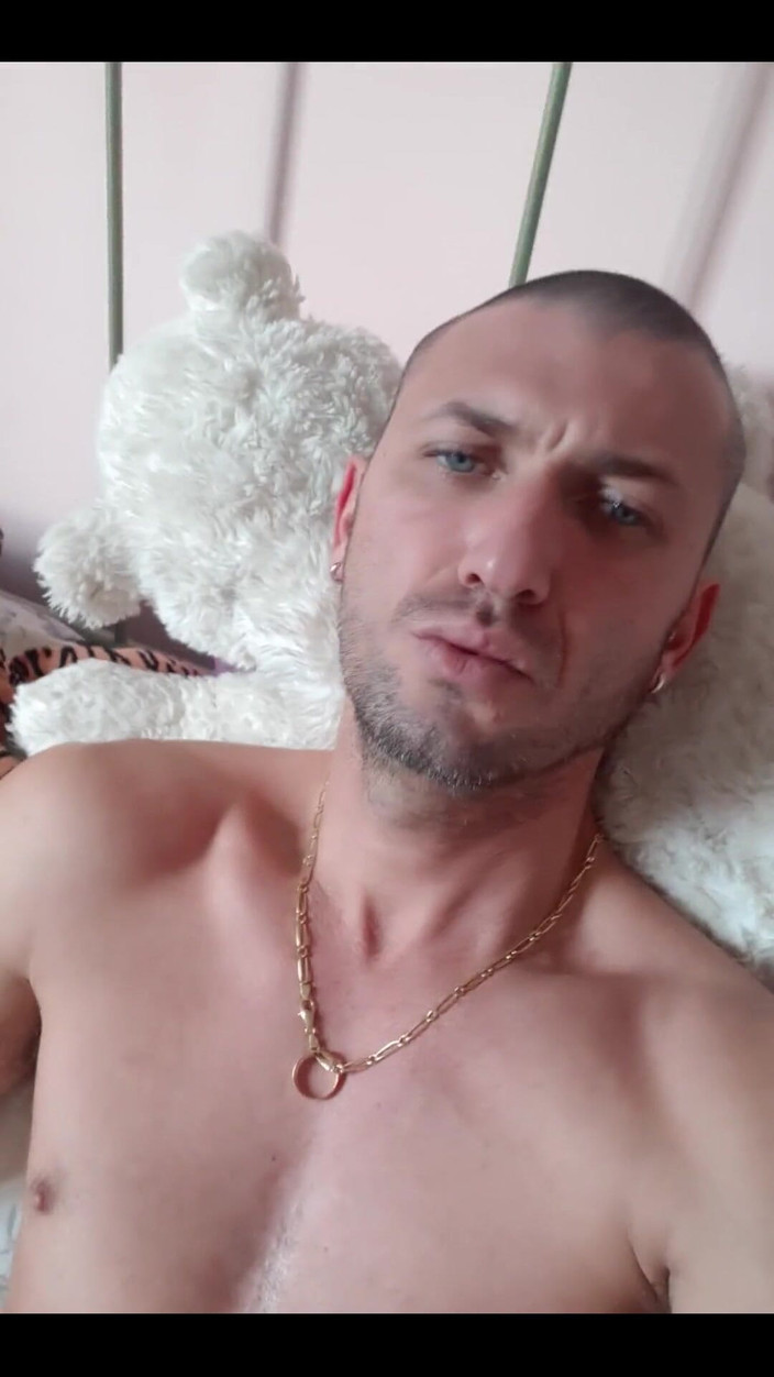 Boy jerking off:  Junge wichst 