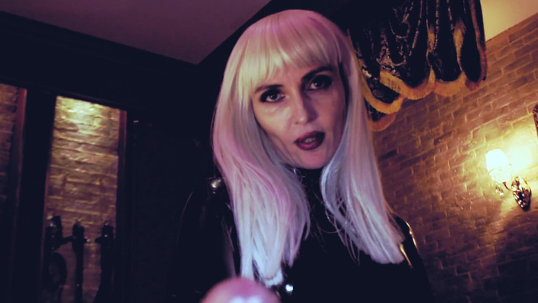 Eva Latexxx: Eva lateks panas bermain dengan kontol cbt mainan bdsm kink...