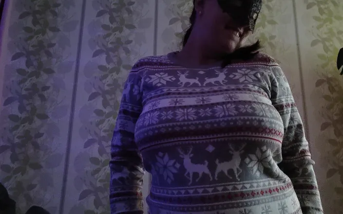 Emma_Alex: Christmas Girl Give Me a Evening Surprise