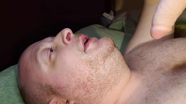 Charlieboy69: Глубокая глотка 2 дилдо, 7 и 8-дюймовый