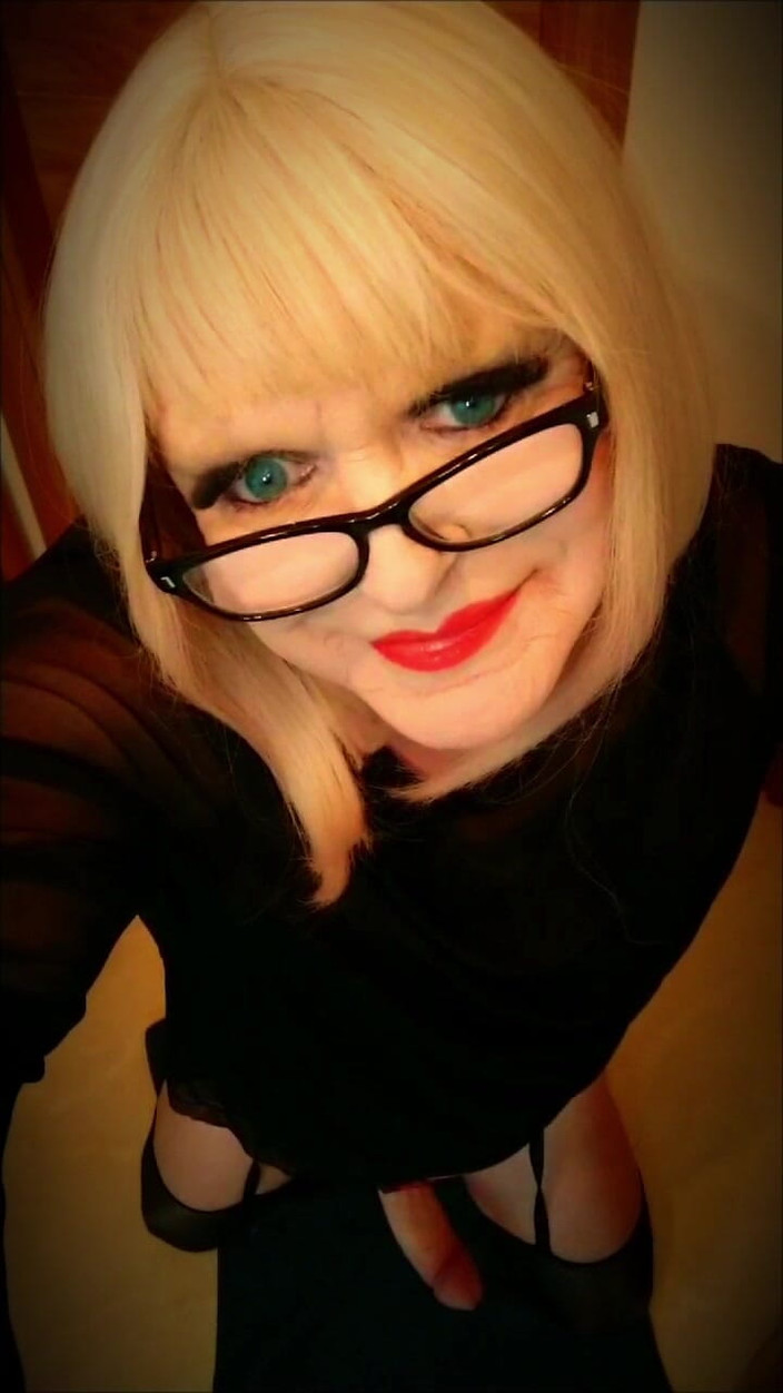 Emma Browne: Crossdressing untuk keseronokan dan seks