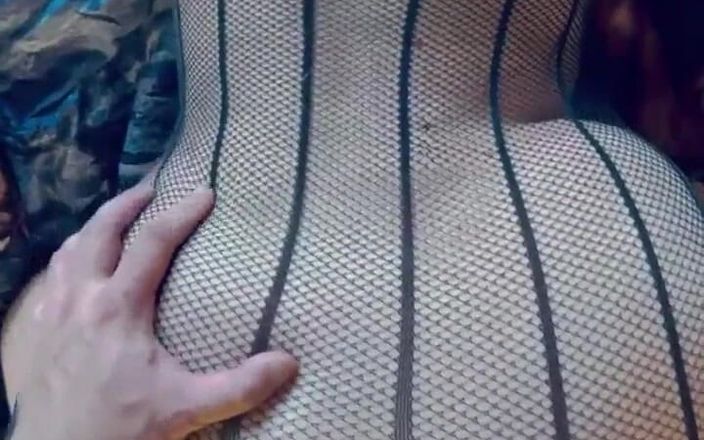 Bunny Hustler: Quente amadora foda anal e gozada interna
