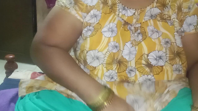 Tamil Anti Uma: Indian National Woman Masturbates in Solitude When Her Tamil Husband...