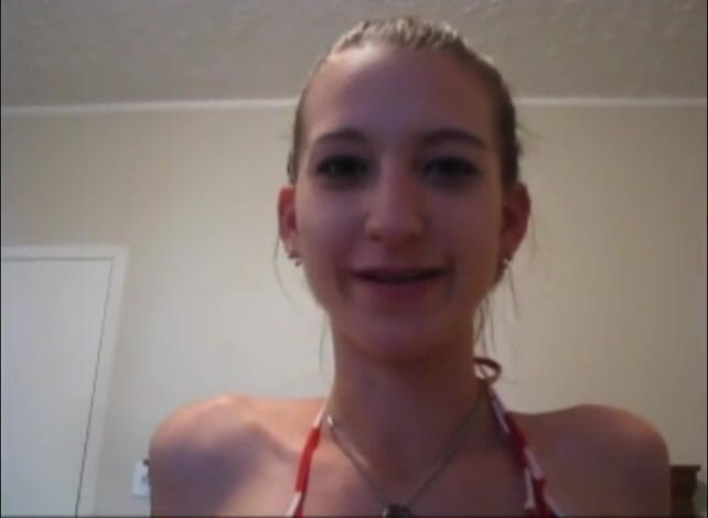Femdom Austria: She makes you stroke you little thing