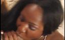 MILF Station: Garota negra deixa cara branco foder sua buceta peluda
