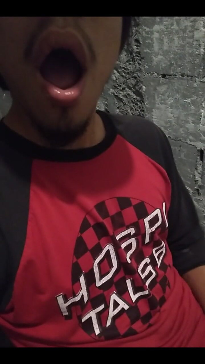AlexAlejandro13: Schokken