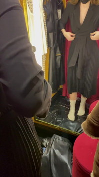 试穿衣服。第2部分