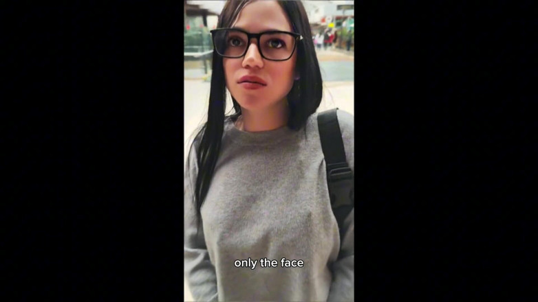 Crisanto999: Üvey erkek kardeşimin dışarı çıkışını ödemek zorundayım. Beni ıssız bir yerin ortasında yakalıyor...