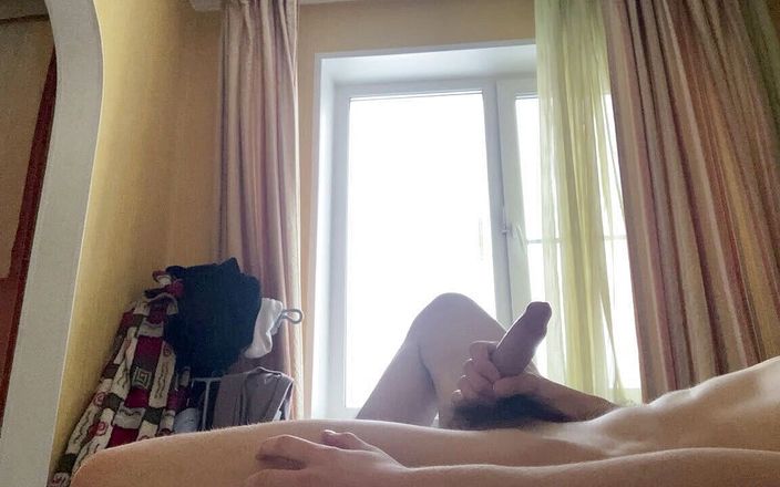 Max Akina: Расслабленная мастурбация в солнечный день, мечтая о твоей сладкой заднице)