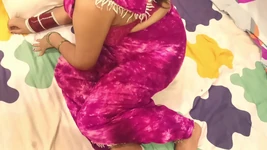 Köylü teyze orada yokken sikiliyor bölüm 2 bhojpuri Hintçe sesli video