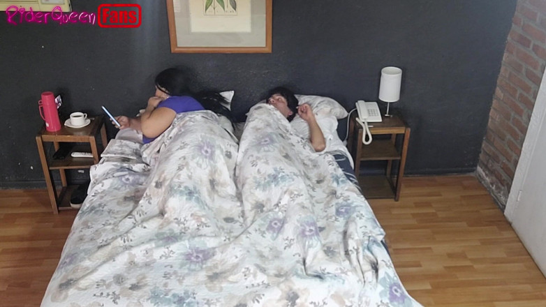 Riderqueen: 粉丝视频，拜访继母