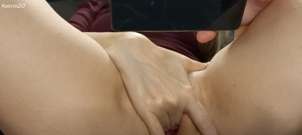 Katrin20: 非常敏感的阴户，非常兴奋