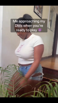 Nothing Better Than Laying Down, Answering My Dms, and Playing with My Tits and Pussy