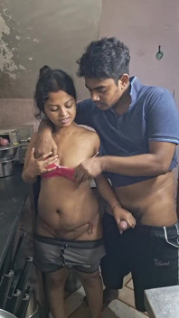Une Ex-femme Desi Sexy Baise Avec Son Copain Toute Seule Pendant Une Nuit