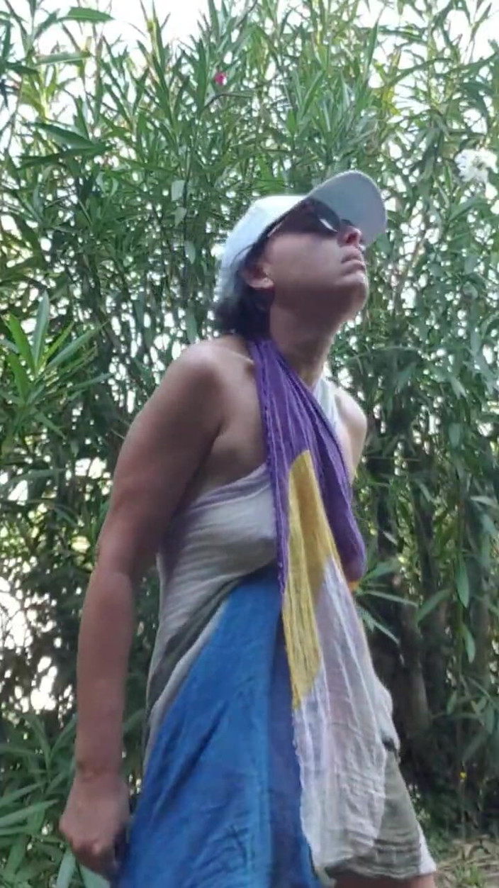 JulieEroticDress: MILF in Public