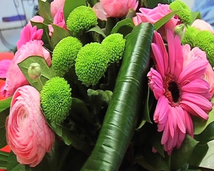 Planete Francaise: Blonde französische MILf isst sperma nach mehreren schwanzlutsch-sessions