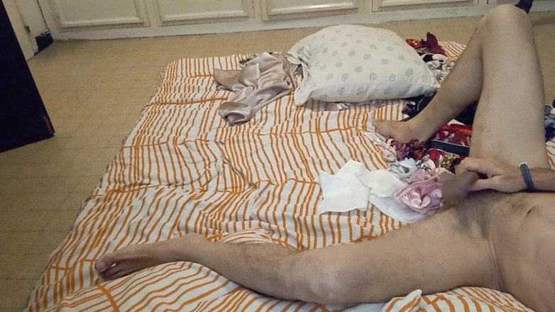 Sexy O2: Amateur francés, follada en perrito, chupando polla, sexo vestida parte 20