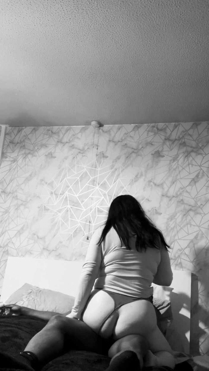 Nofaceguy09: Tuve sexo con la colega de oficina y me corro...