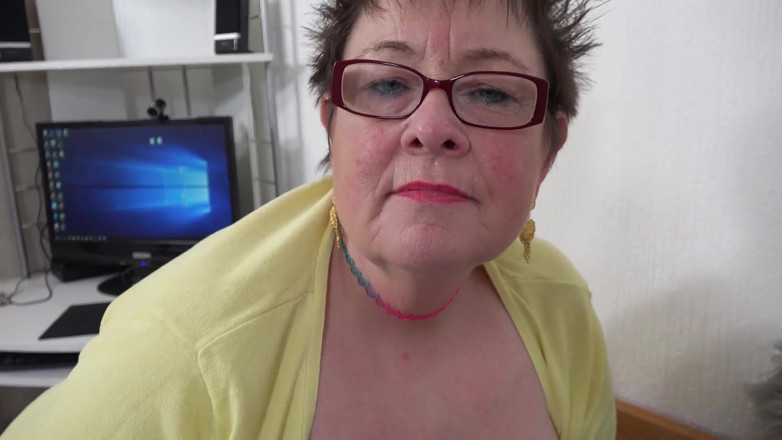Dirty Doctors Clips: Leben größe fickpuppe