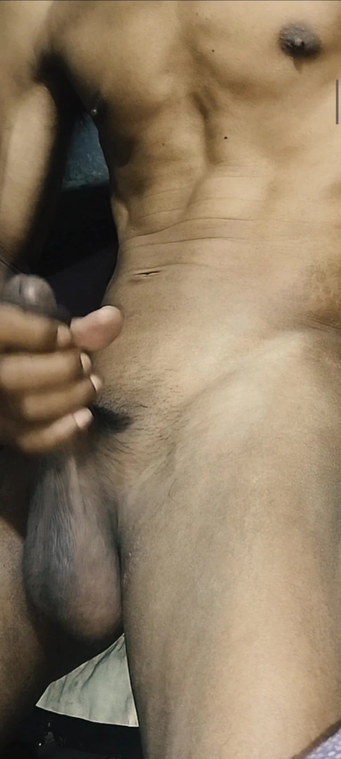 air aice: Еще не проснувшись, мастурбирует