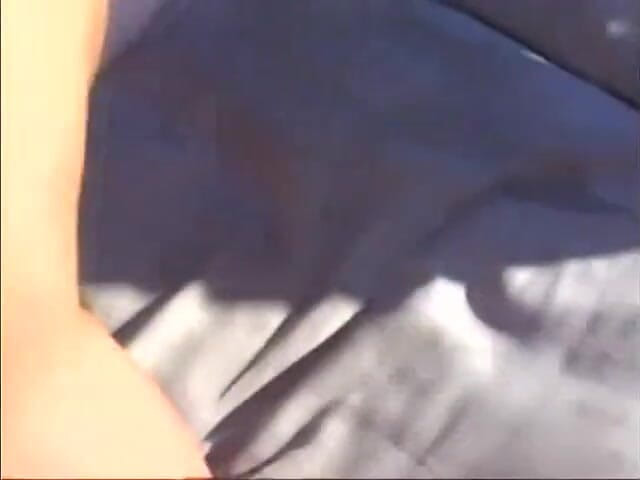 Femdom Sex: Sortudo garanhão começa a foder menina com tesão ao ar...