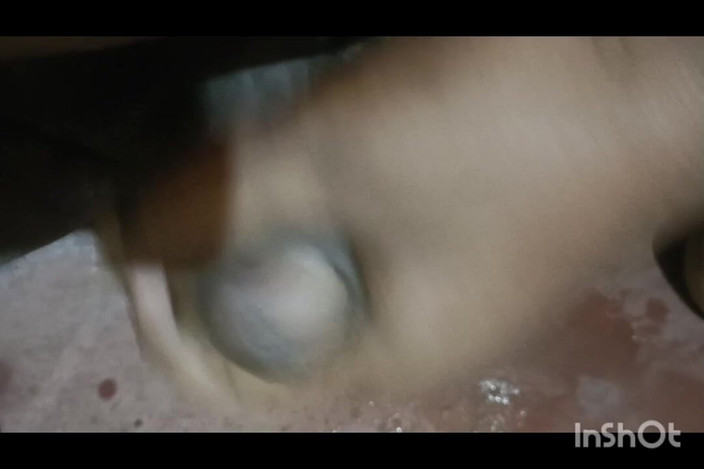 LegalVector8: Groepsleider toont biseksuele meisjes die het beste neuken