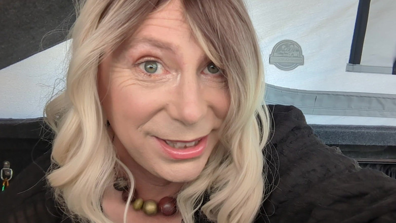 NikkiGee: Nikki все еще на гастролях