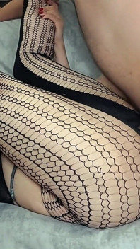 Üvey Anne Orta Yaşlı Seksi Latin Kocasını Iç Çamaşırlı Ve Topuklu Ayakkabılarla Aldatıyor Sert Amcık Dölleme