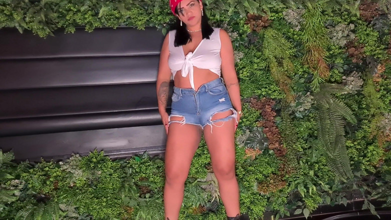 Casal Mattos: Masturbation anale et confession : je suis la salope que tu...