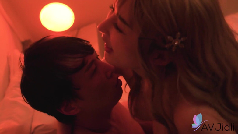 AV Jiali: Sloppy Seconds pentru angajat cu Li Nana