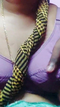 Desi Bhabhi Mohini seks z chłopcem dostawy
