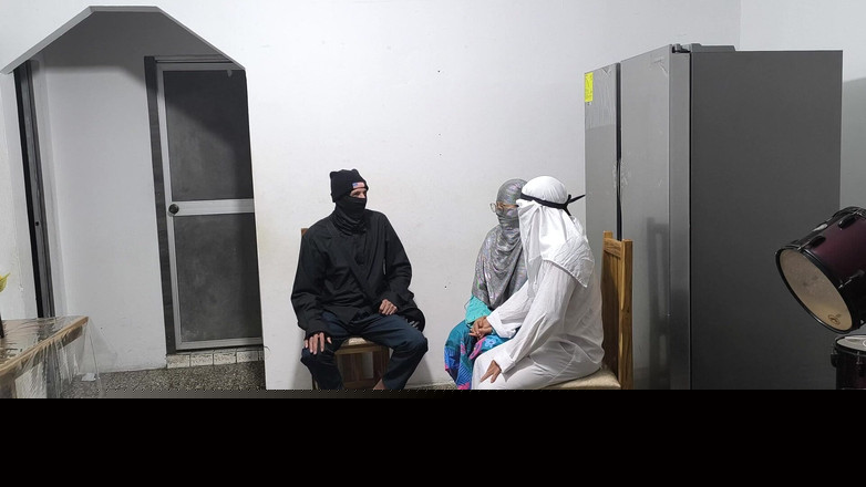 NEGRITA SEXY: Пастор дает нам свое благословение, и мы трахаемся в доме!