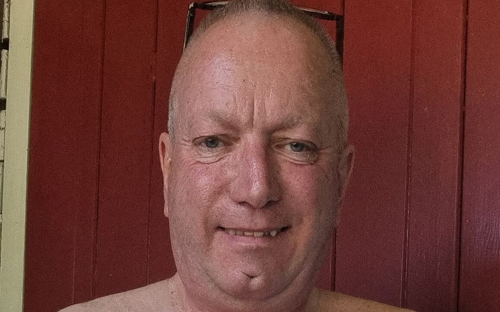 Robert Ellis: 私はカムでwankerされるのが大好きです