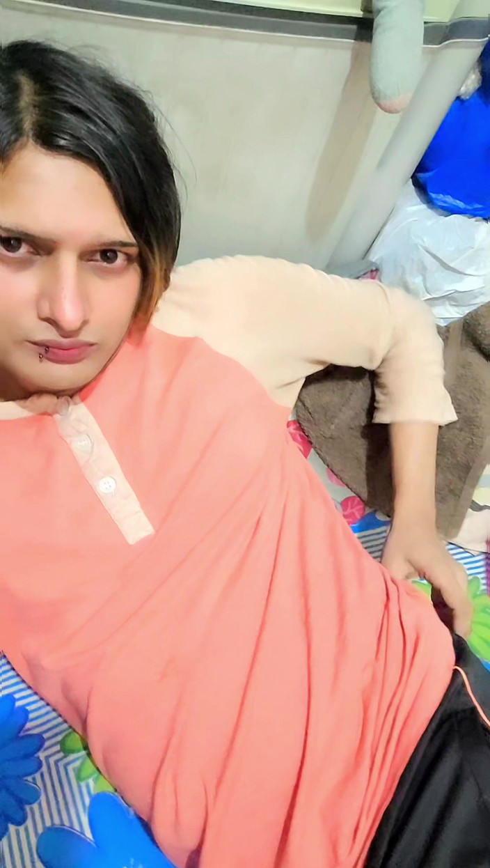 Zoyasazadai: Zoya Shezadi Indian Femboy Într-un My Badroom Complet Distrează-mă În Hindi Vorbind...