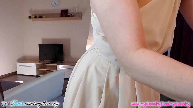 MyClearSky: Brunetka erotyczne wideo