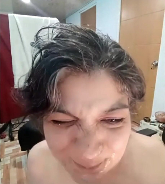 AnnyAndyelli: Saya meninggalkan gadis ini penuh air mani setelah bercinta