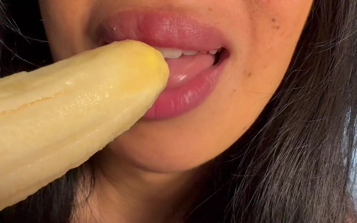 Asmr_mouth: Deepthroat Banana