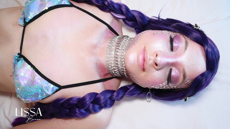 Lissa Brown: 나는 펨보이고 나는 내 주인을 기쁘게 해