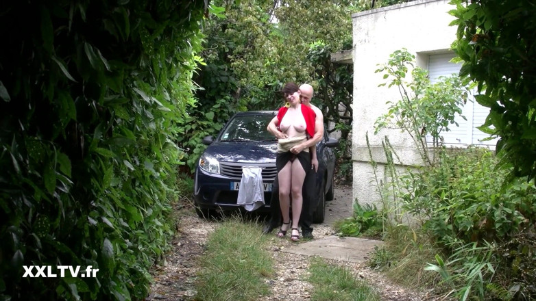 XXLTVFR: Outdoor Sex with a Big Boobs Brunette