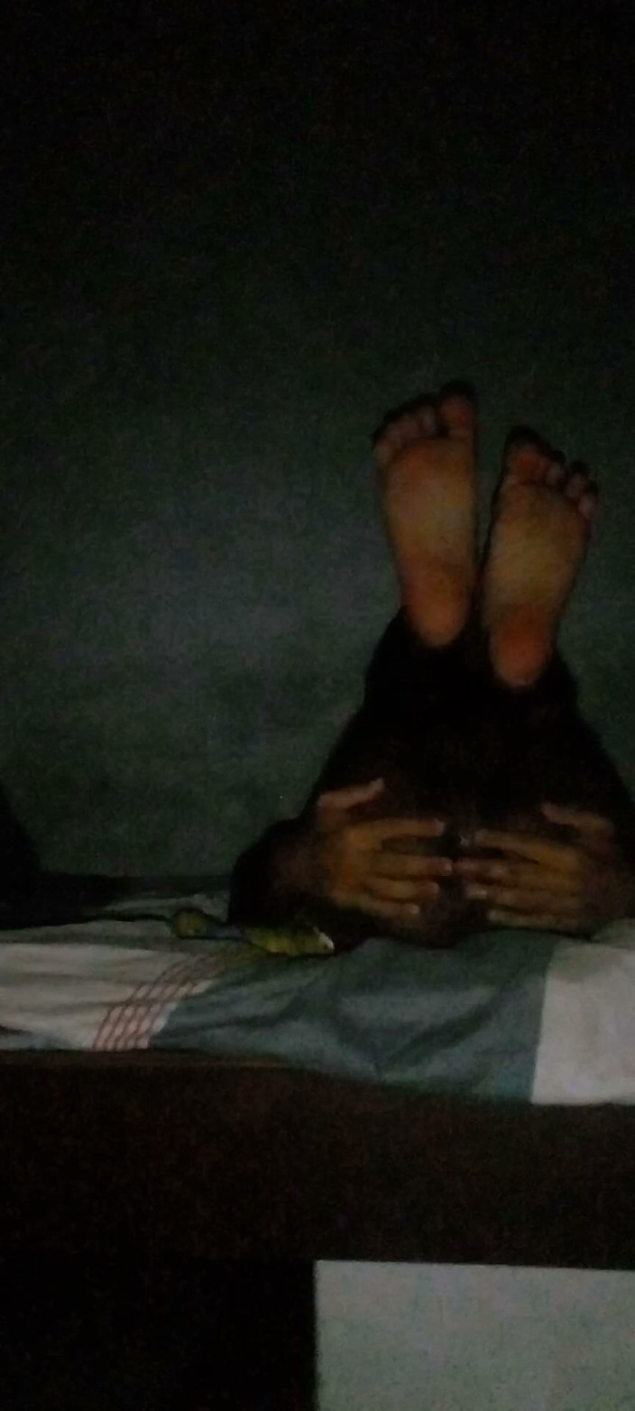 Greg 5 stars: Masturboval jsem si penis i zadek současně