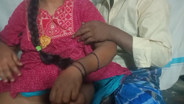 Priyanka314: India kerala mallu tía con chico