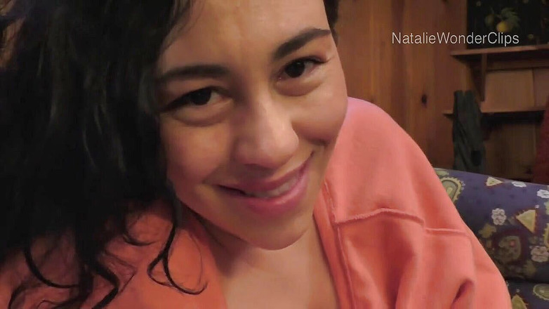 Natalie Wonder: Supt și futai pentru a-ți scoate sperma caldă