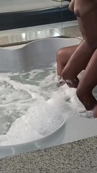 Ho una vasca idromassaggio con la bomba